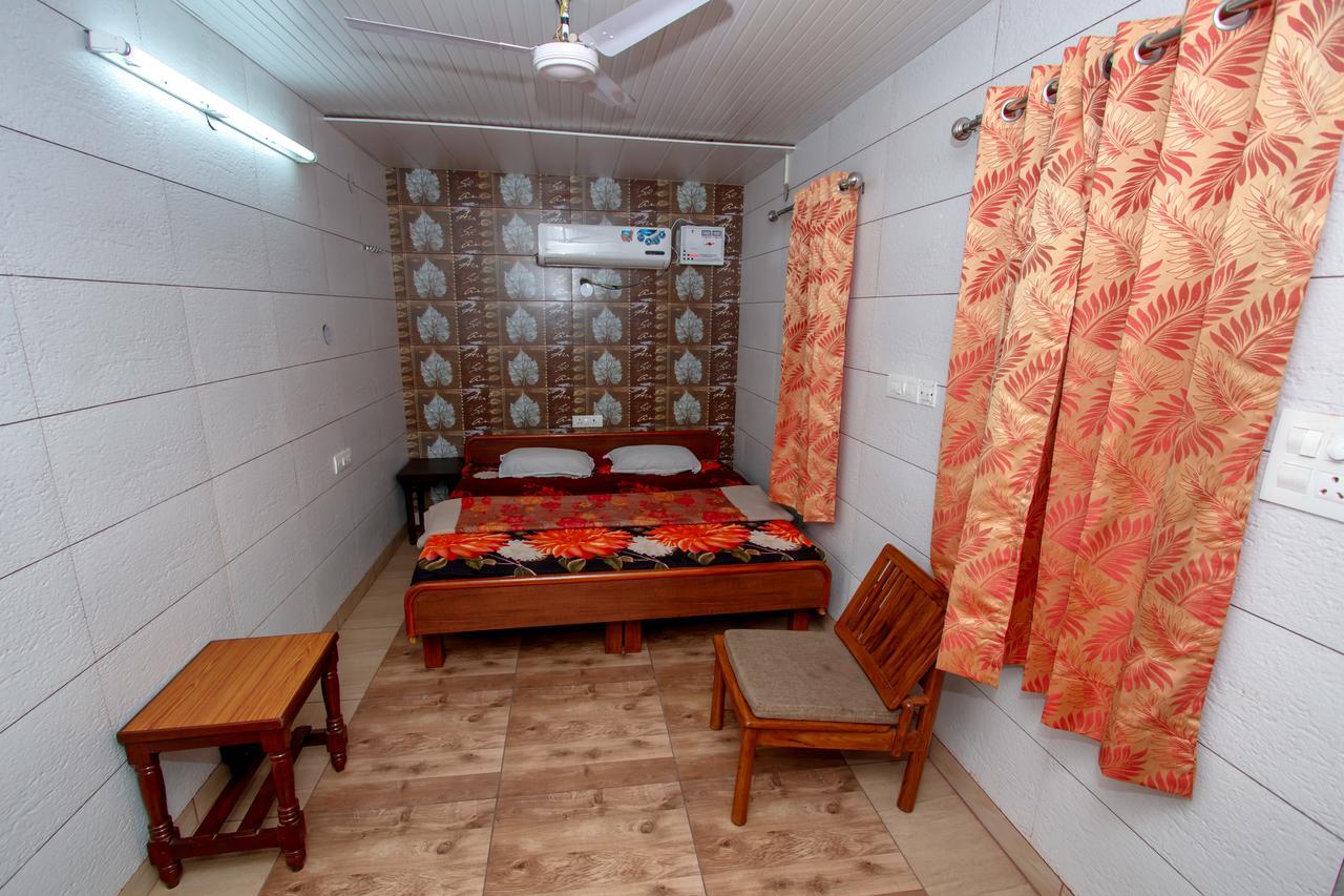 National Guest House Jalandhar Bagian luar foto